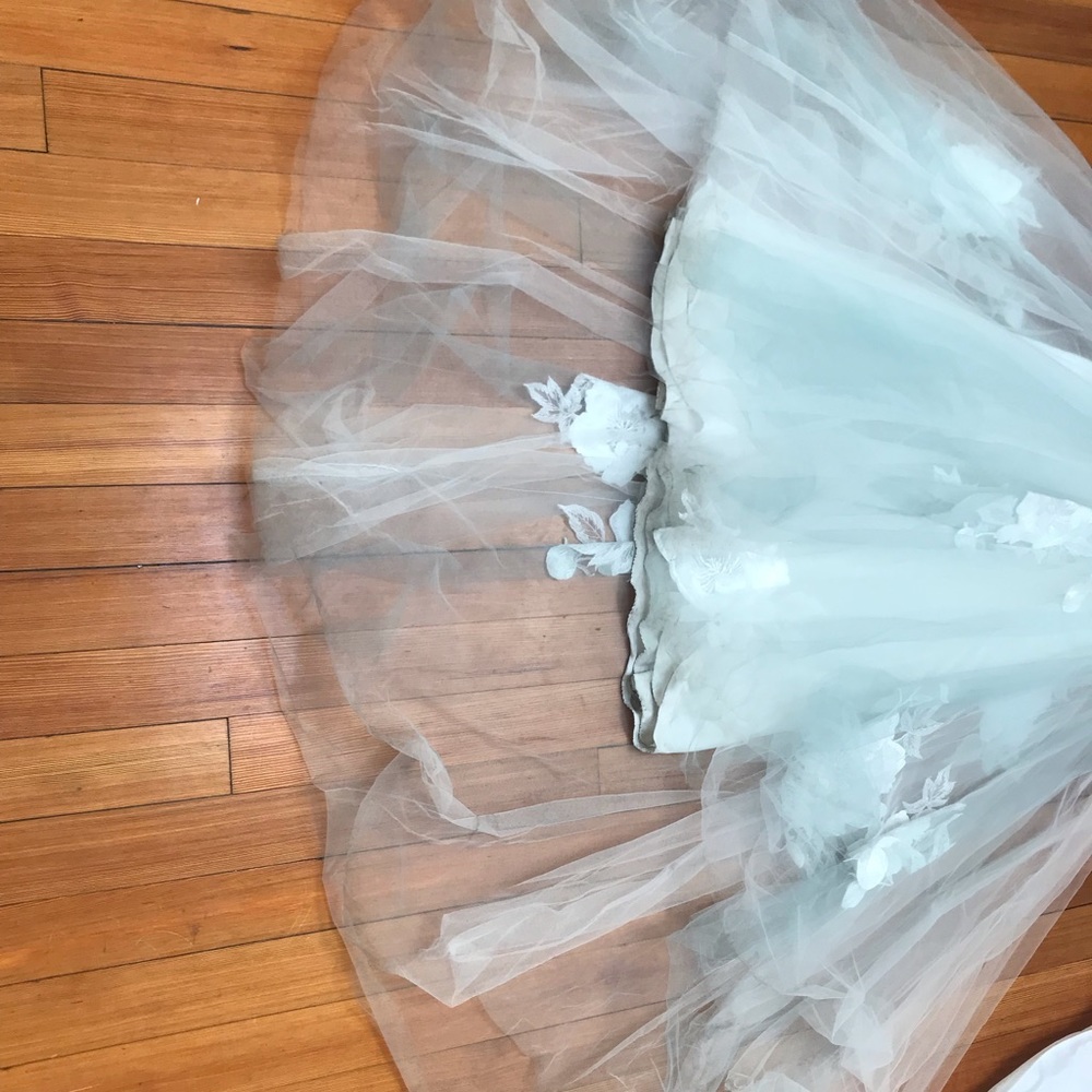 FLORAVERE WEDDING DRESS - Picture 10 of 13